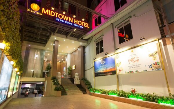 Khách Sạn Midtown