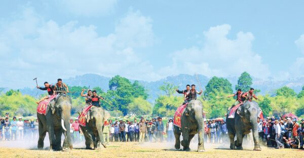 TÂY NGUYÊN HUYỀN THOẠI