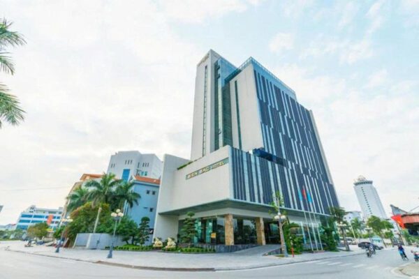 KHÁCH SẠN BIỂN BẮC - MÓNG CÁI
