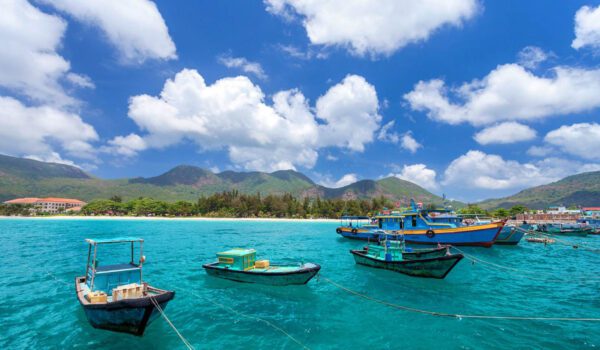 CẦN THƠ - CÔN ĐẢO - TÂY NINH - HCM ( 5 Ngày 4 Đêm )